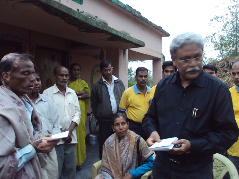 Providing Financial assistance to the victims of fire accident (1).jpg